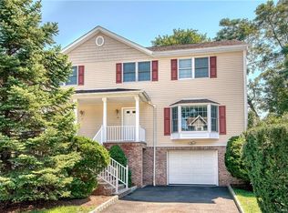 15 Briga Cir, Harrison, NY 10528
