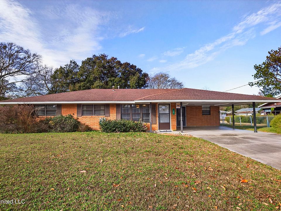 1st image of 105 Suffolk Dr