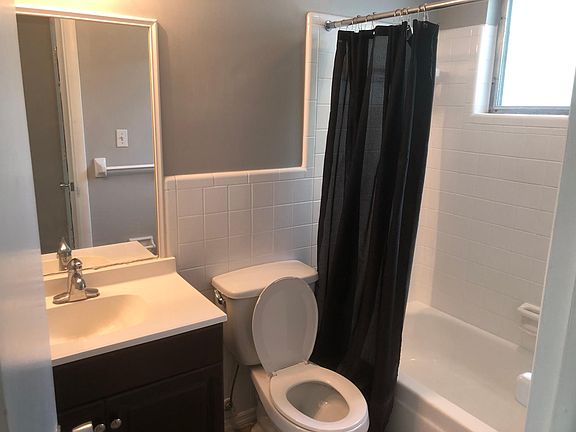 4th image of 441 3rd St S #19