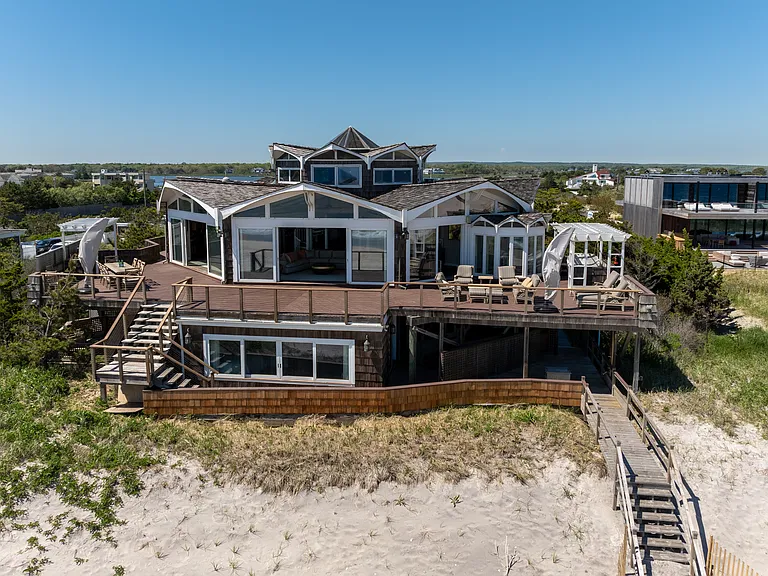 174 Dune Rd — Photo 35