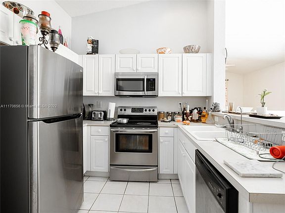 2nd image of 18723 SW 27th St Unit 18723