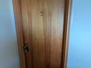 314 Mecherle Dr APT 5, Bloomington, IL 61701