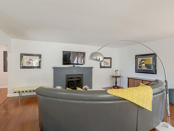5th image of 515 La Casa Ave