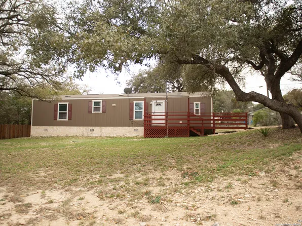 182 NORTHEAST DR, Bandera, TX 78003