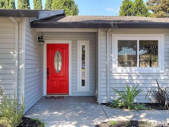 2nd image of 2625 Scandia Ct