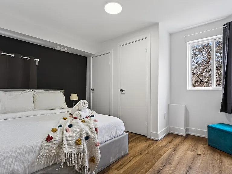 610 King St E #1 — Photo 14