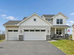 8898 Foust Ln, Rockford, MN 55373