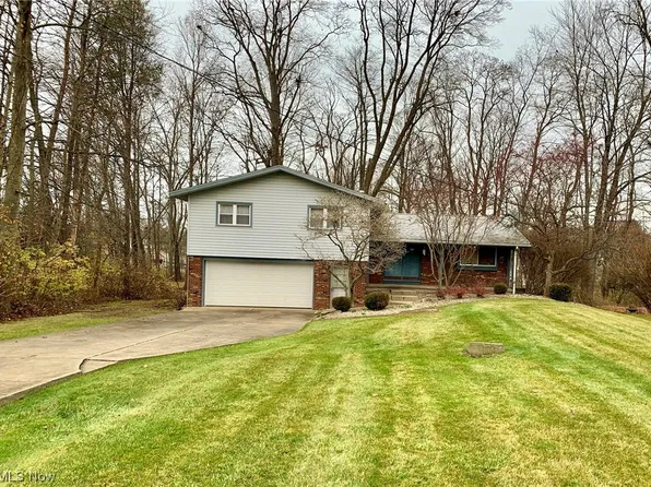 4682 Verona St NW, Warren, OH 44483