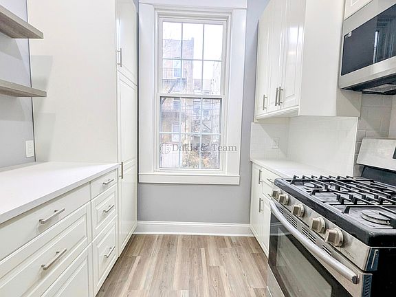 5th image of 23-12 41st St #1