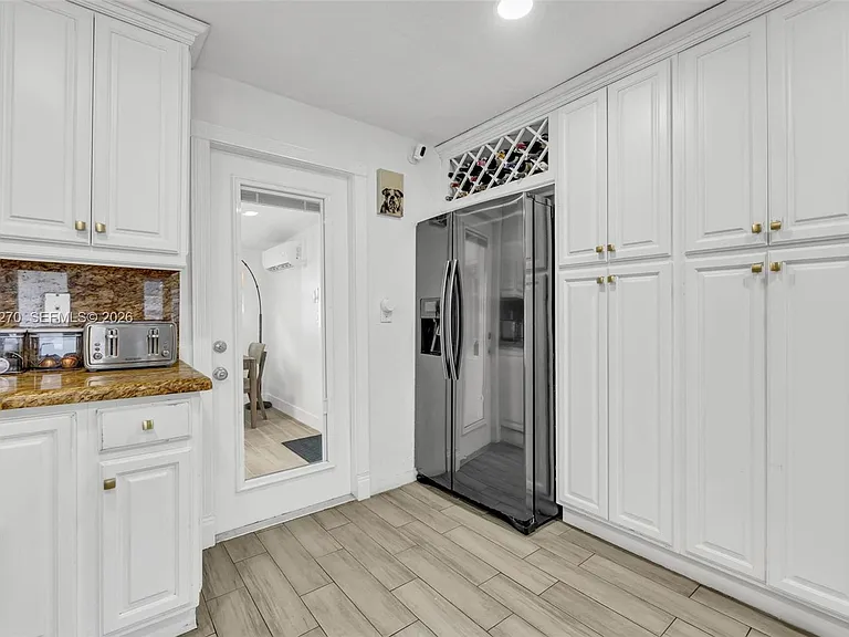 7420 Hope St — Photo 14