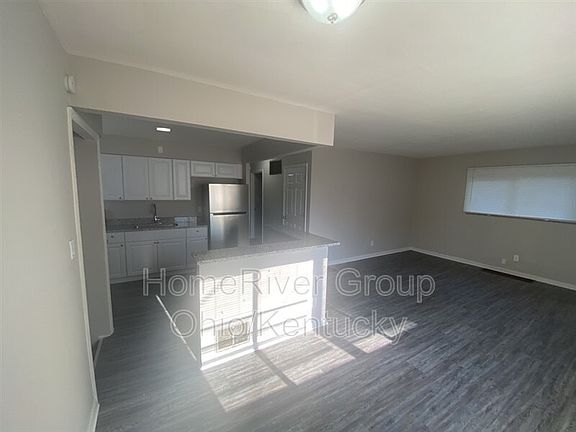 5th image of 2040 Faywood Ave