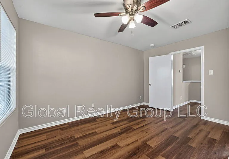 7802 Kingsbury Way #4 — Photo 14