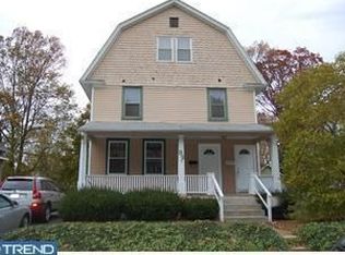 32 Woodland Ave, Ewing, NJ 08638