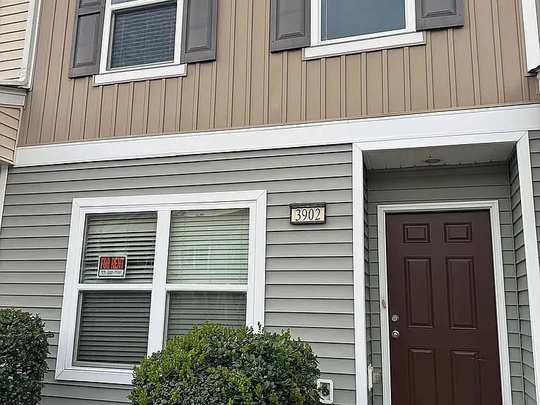 3902 Swinton St — Photo 6