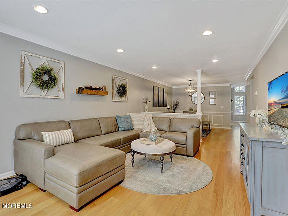 5th image of 86 Ironwood Court