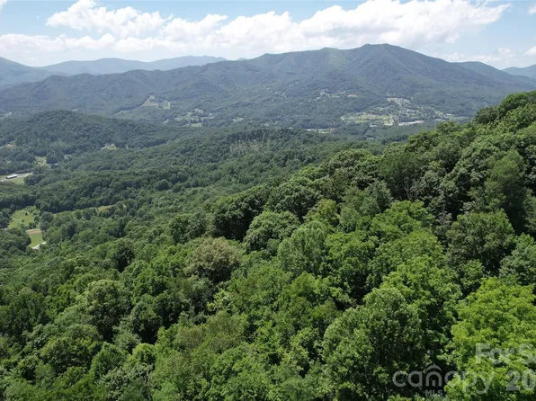 505 Mountainside Dr #27-28-32, Waynesville, NC 28786