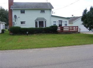 9796 Church St, Farmersville Station, NY 14060