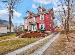 82 Adams St, Burlington, VT 05401