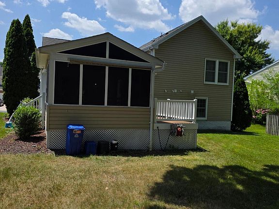 5th image of 8 Treadway Ct