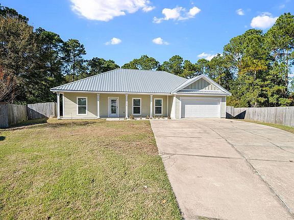 3rd image of 24379 Sailfish Ln