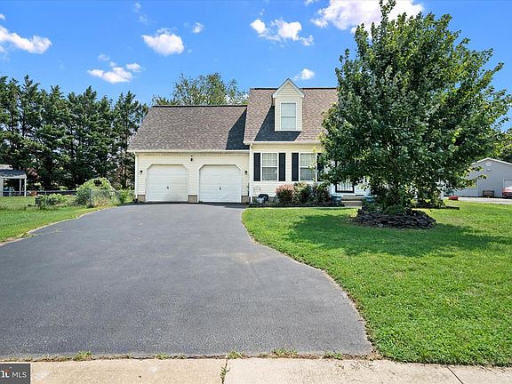 5th image of 905 Tamara Dr
