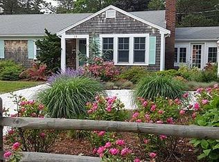 18 Old Field Rd, West Dennis, MA 02670