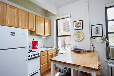 Rented by (Legacy) Elegran