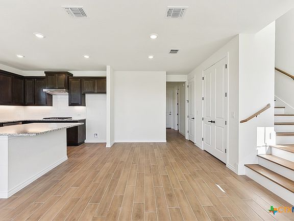 5th image of 107 Maceo Way #102