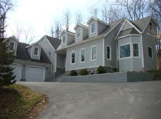 185 Lamplighter Ave, Lewisburg, WV 24901
