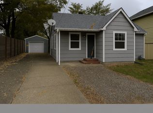 8305 SE Rhone St, Portland, OR