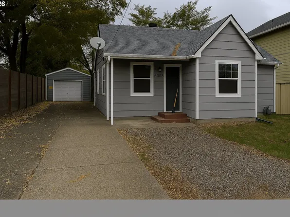 8305 SE Rhone St, Portland, OR 97266