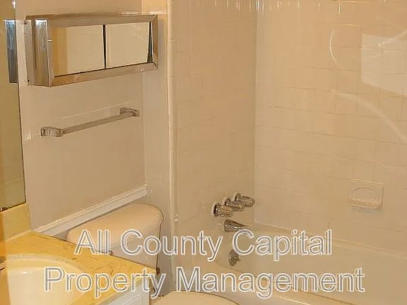 3rd image of 6508 S 1st St APT 101