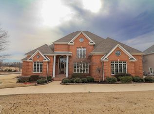 3609 Riviera Dr, Jonesboro, AR 72404