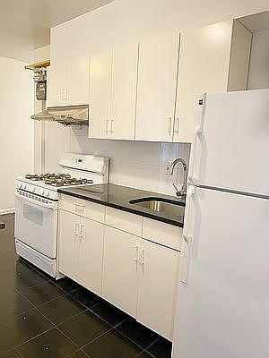 1st image of 56 Henry St #6FE