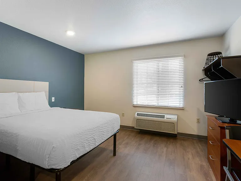 Studio Suite - 1 Full Bed