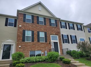 4018 Pompton Ct, Elgin, IL 60124