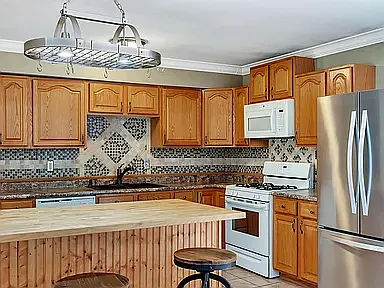 2004 Eisenhower Ave — Photo 7