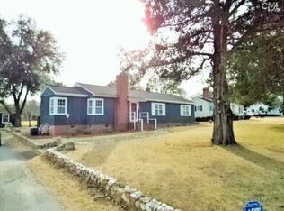 867 Ridgeway Rd, Lugoff, SC 29078