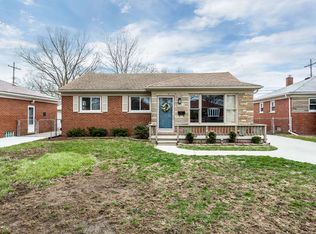 31019 Angeline Ct, Saint Clair Shores, MI 48082