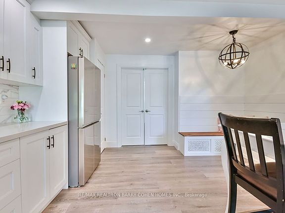 4th image of 2695 Cumberland Rd