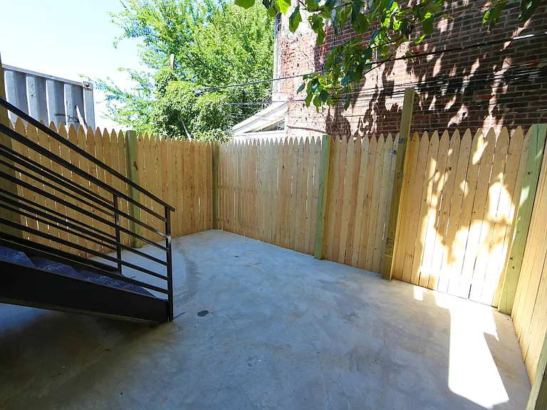 Temple Off-Campus Housing — Photo 159