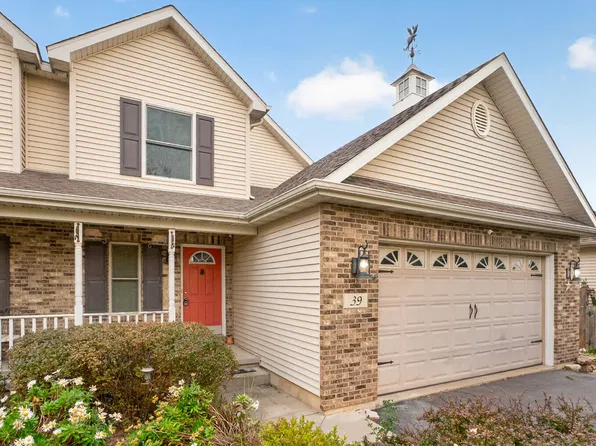 39 E South Ave, Cortland, IL 60112