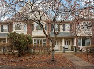 8517 Forestview Ln N, Maple Grove, MN 55369