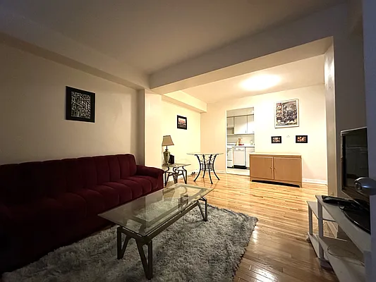 Rented by Oxford Property Group | media 16