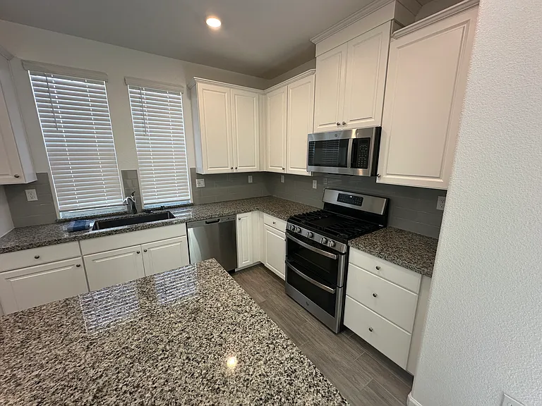 1652 Matmor Rd — Photo 9