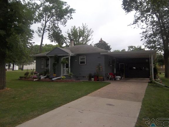 2nd image of 117 S Water Ave