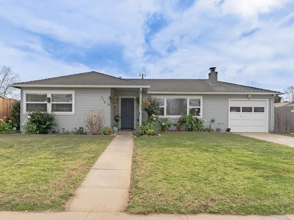 (undisclosed Address), Salinas, CA 93906