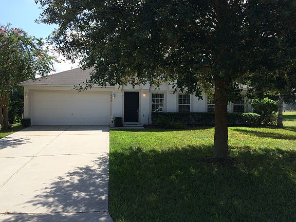 3rd image of 16415 Meredrew Ln