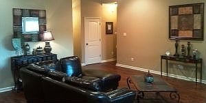 5th image of 4003 Lantern Hill Dr