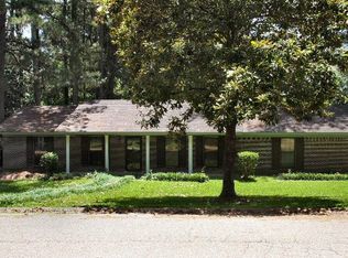 193 Fox Run Dr, Jackson, MS 39212